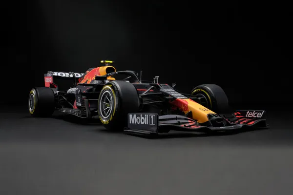 Amalgam Collection Red Bull Racing Honda RB16B - 2021 Abu Dhabi Grand Prix - Sergio Pérez 1:8 scale resin model car