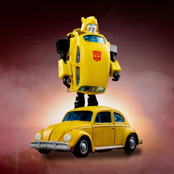 Hot Wheels Hot Wheels Transformers Bumblebee 1:64 scale diecast model car