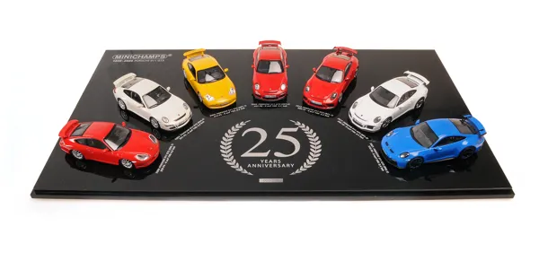 Minichamps 7 - Car - Set - Porsche 911 Gt3 - 1999-2024 - 25Th Anniversary Set (412067025) 1:43 scale diecast model car