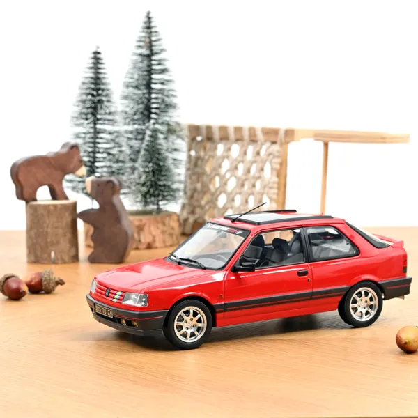 ماکت دایکست Norev Peugeot 309 GTi 1990 Rouge Vallelunga et déco PTS- 309pcs 1:18