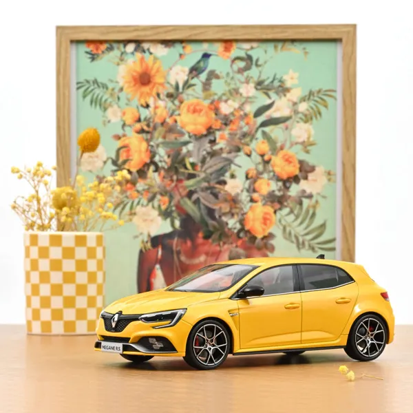 Norev Renault Mégane R.S. Trophy 2022 Sirius Yellow 1:18 scale diecast model car