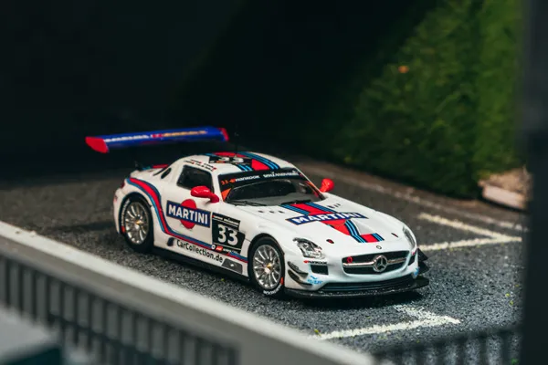 Tarmac Works Mercedes-Benz SLS AMG GT3 12h ZANDVOORT 2014 #33 Winner 1:64 scale diecast model car
